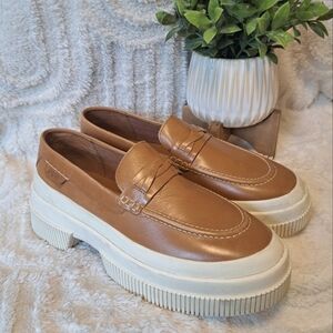 Sperry Tan Leather Platform Penny Loafers